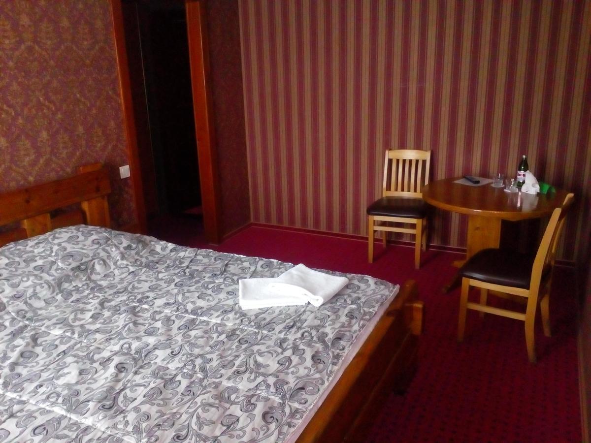 Chagari Hotel Lypnyky Eksteriør bilde